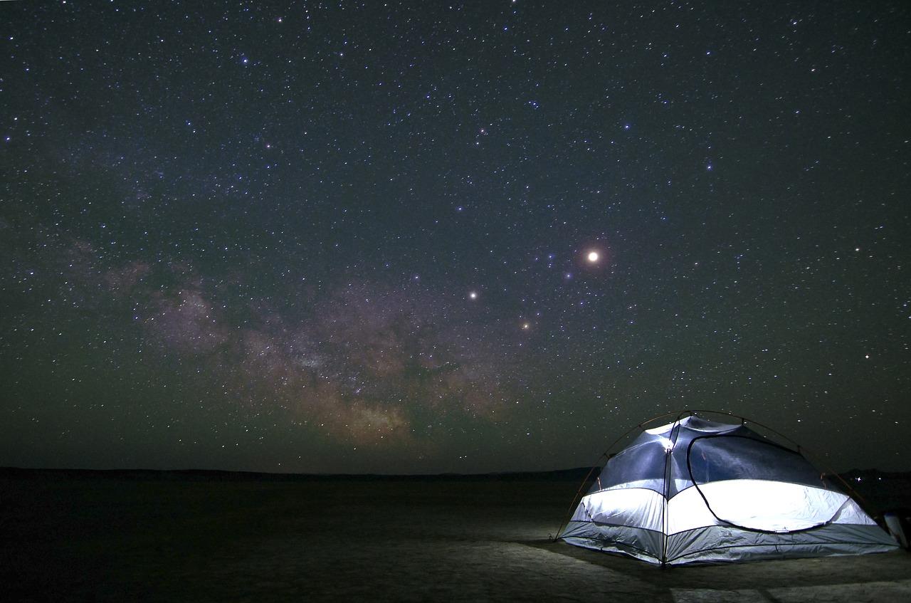 Adventurers Share Their Unexpected Encounters Camping In Nature